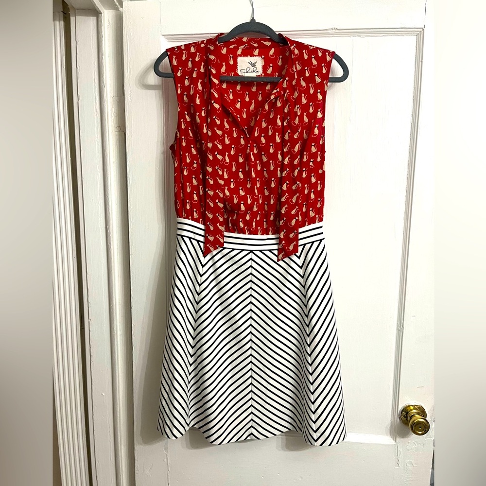 Vintage Anthropologie Tabitha Dress Cat Print Top Chevron Skirt Size 10